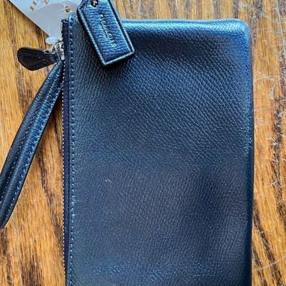 NWT! Coach 4 piece Metallic Blue tote set MUST SELL- Final price drop!!! - Picture 11 of 15